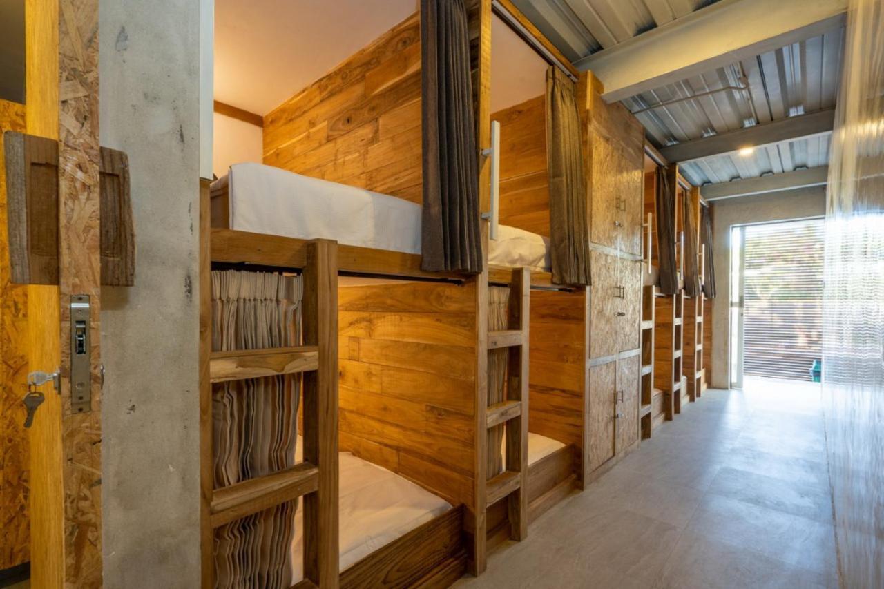 Good Cheer Hostel Нуса-Лембонган Экстерьер фото
