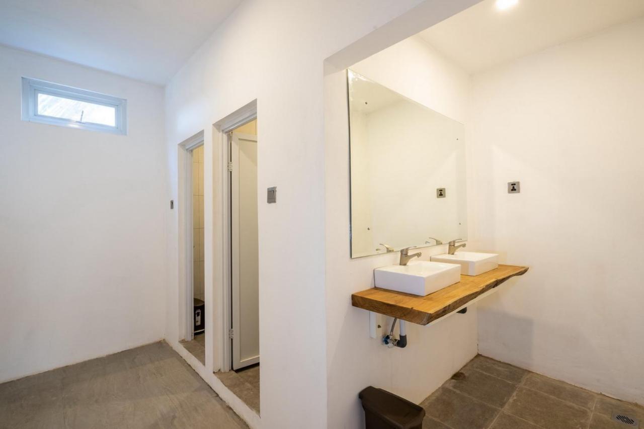 Good Cheer Hostel Нуса-Лембонган Экстерьер фото